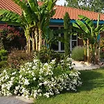 Nid Douillet Tatil parkı Poncins
