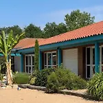 Nid Douillet Tatil parkı *